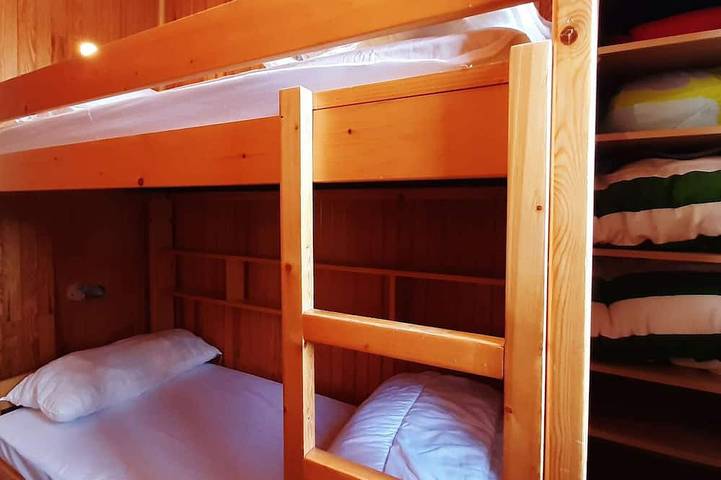 Ganze Wohnung, 3-Zimmer-Wohnung für 6 beim Skifahren mit Parkplatz in Montgenèvre in Montgenèvre, Briançon und Umgebung