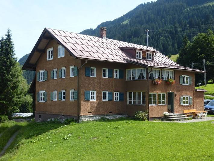Vakantiehuis voor 10 personen, met Terras in Mittelberg