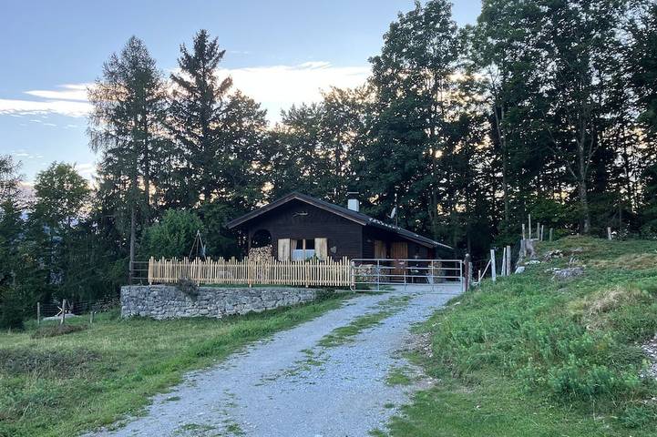 Blockhütte für 4 Personen, mit Garten, mit Haustier