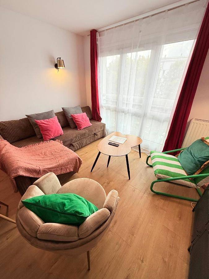 Gîte pour 6 personnes, avec balcon à Villeneuve-la-Garenne - 2
