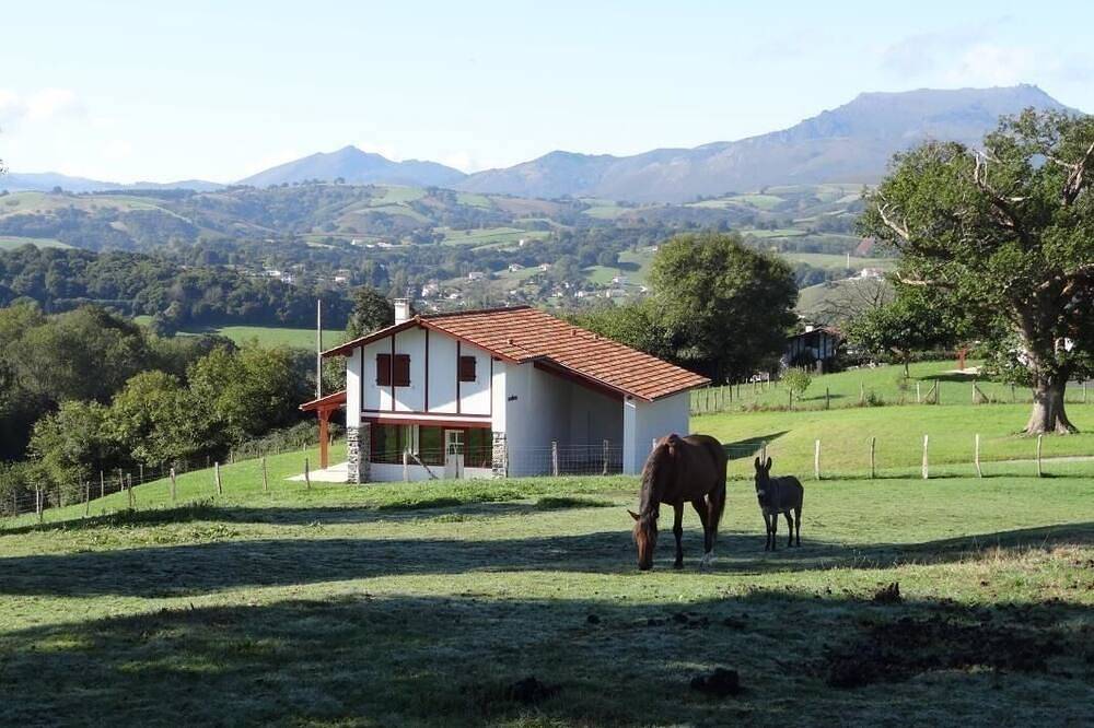 Oierkoenea - Saint-pee-sur-nivelle in Saint-Pée-sur-Nivelle, Bayonne region