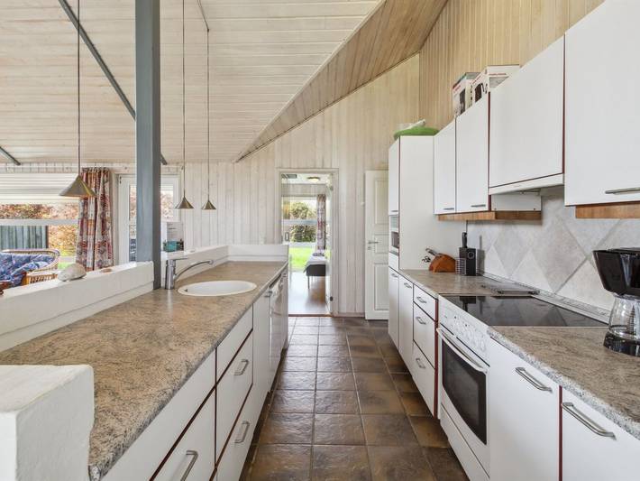 Ferienhaus für 6 Personen, mit Terrasse und Sauna in Dyngby Strand - 4