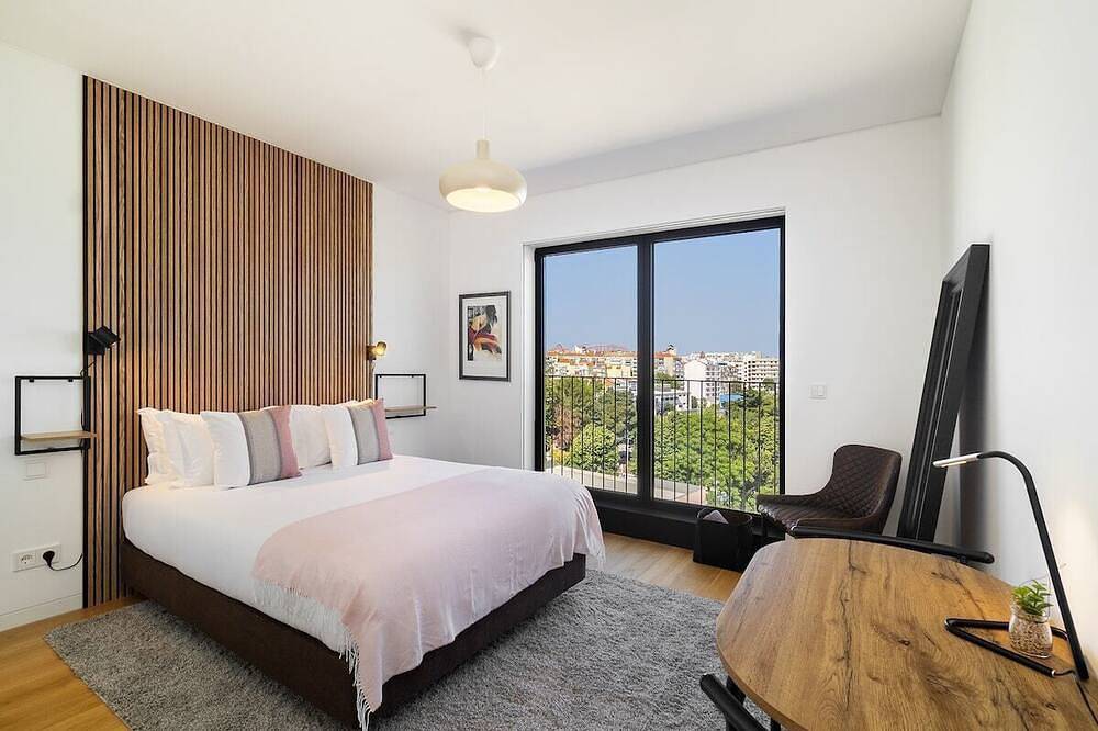 Apartamento inteiro, Vrbo Property in Benfica, Lisboa