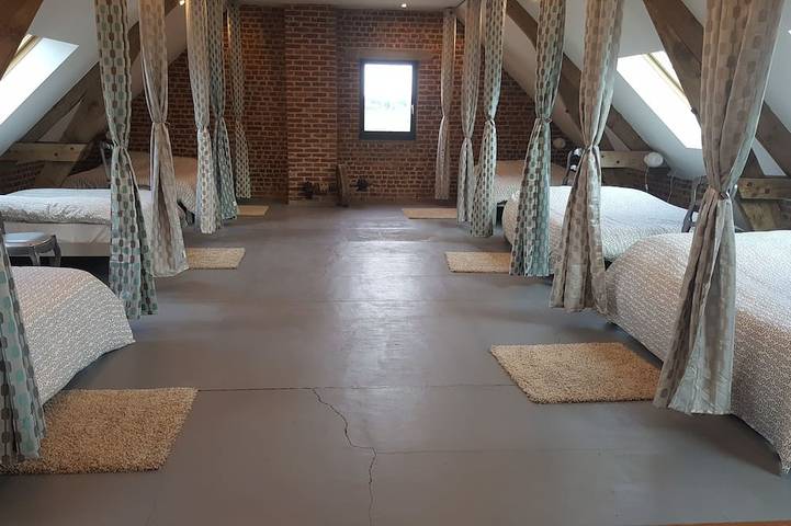 Gîte pour 12 personnes, avec balcon à Steenbecque - 2