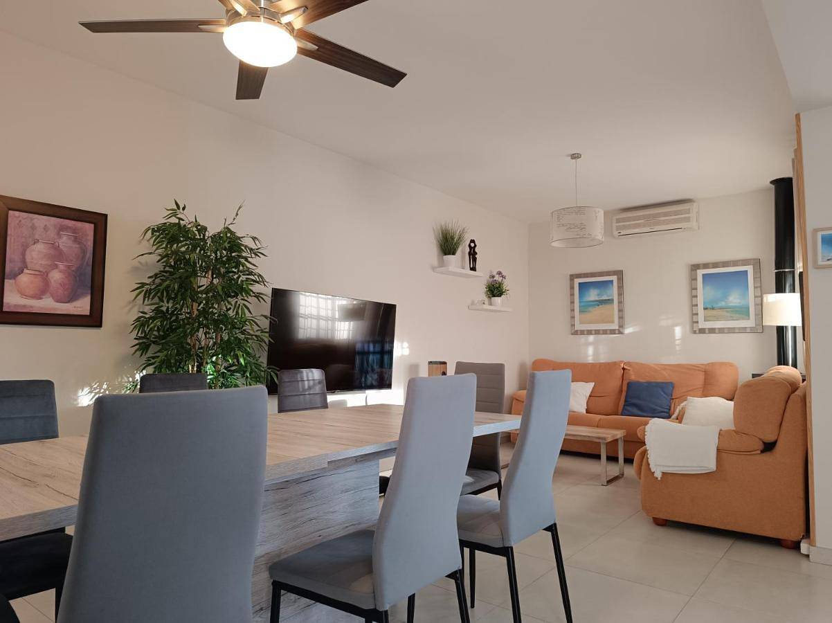 Casa Rosita Relax - Piscina y gran terraza in Aguadulce, Roquetas de Mar
