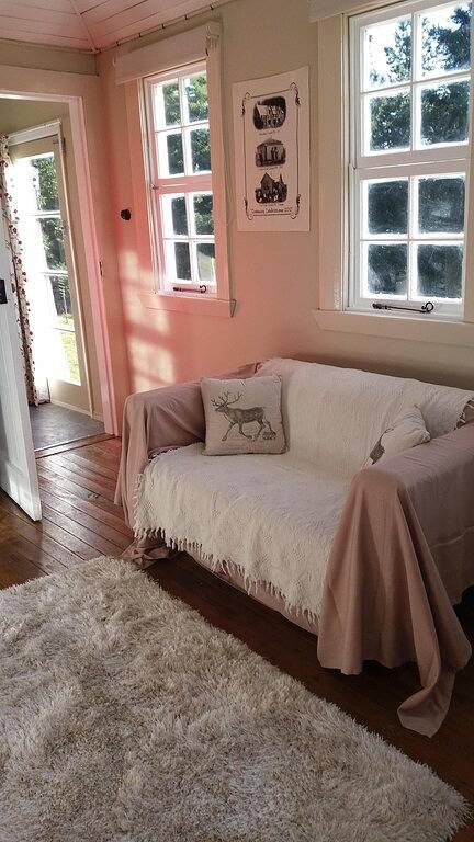 Das kleine rote Schulhaus Bed and Breakfast - Five Forks, Oamaru in Waitaki District
