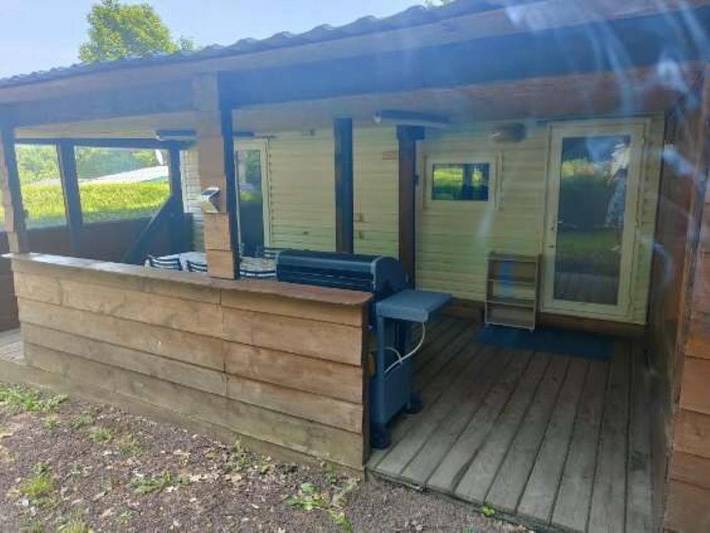 Camping pour 6 personnes, avec Jacuzzi ainsi que Terrasse et Piscine