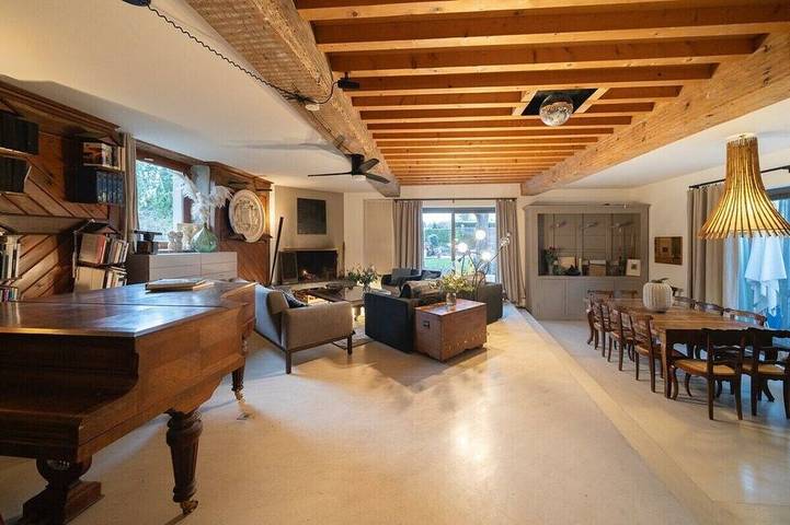 Maison de vacances pour 10 personnes, avec piscine et jardin à Saint-Didier-au-Mont-d'Or