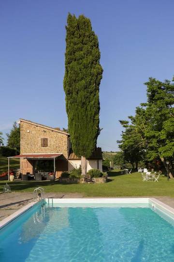 Chambre d’hôte pour 2 personnes, avec jardin ainsi que piscine et vue, animaux acceptés à Barberino di Mugello