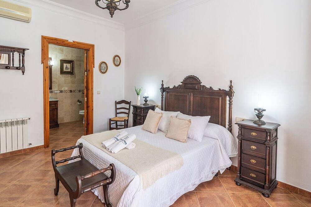 Villa el Señorío Alameda by Ruralidays in Alameda, Málaga Provinz