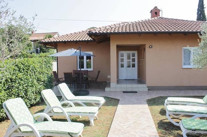 Holiday home for 8 people, with balcony - 1