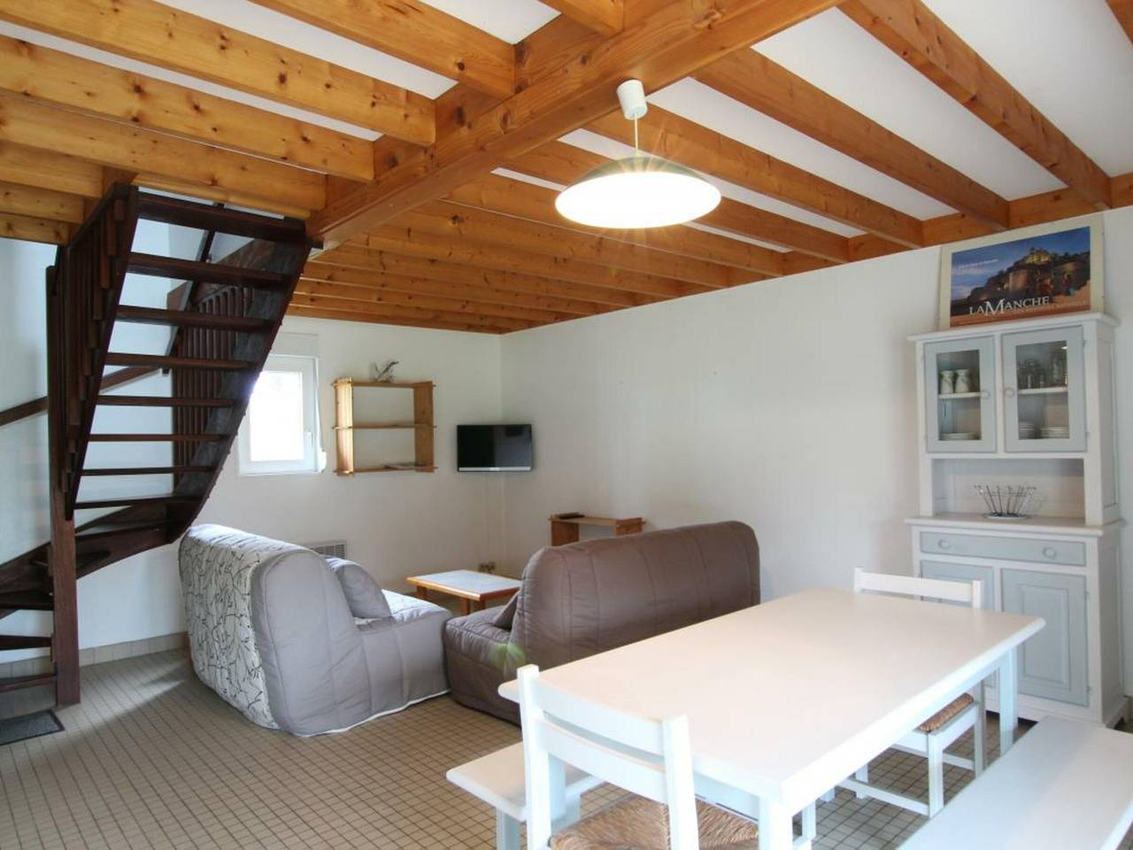 Maison familiale à Bréhal, 2 chambres, terrasse, Bbq, parking, animaux acceptés, wifi inclus in Saint-Martin de Bréhal, Bréhal