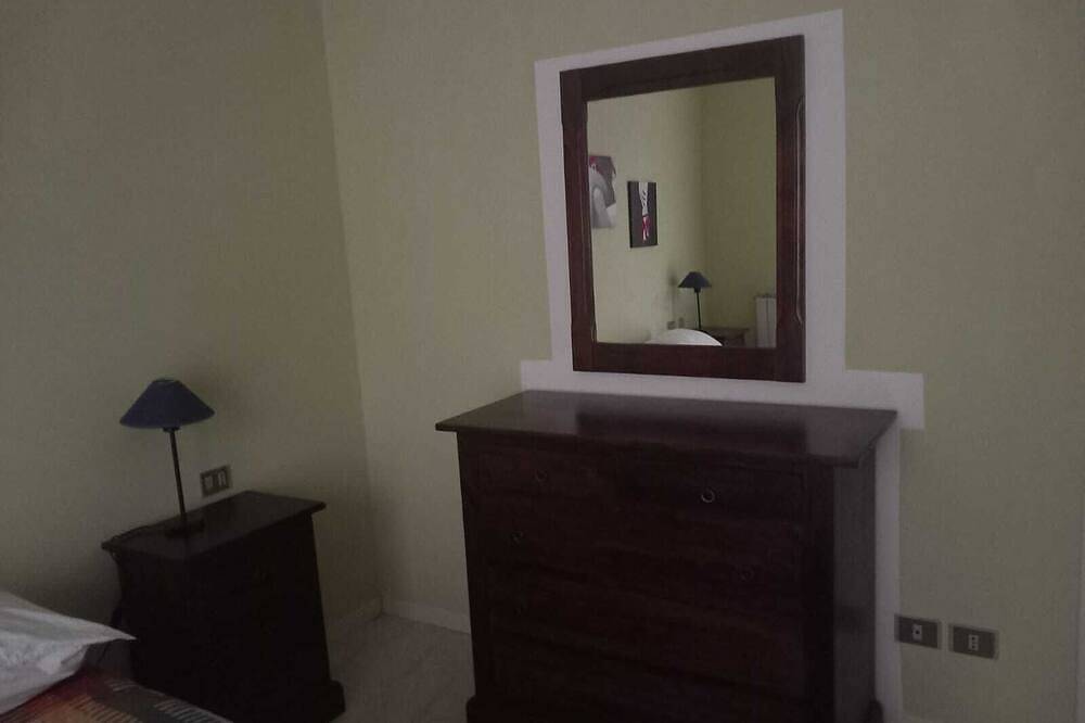 Appartamento intero, Appartamento per famiglie e ospiti vicino al centro storico,ospedale, università in Novara (Italia), Provincia di Novara