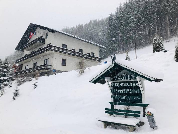 BnB für 6 Personen, mit Garten und Sauna sowie Ausblick, mit Haustier in der Oststeiermark