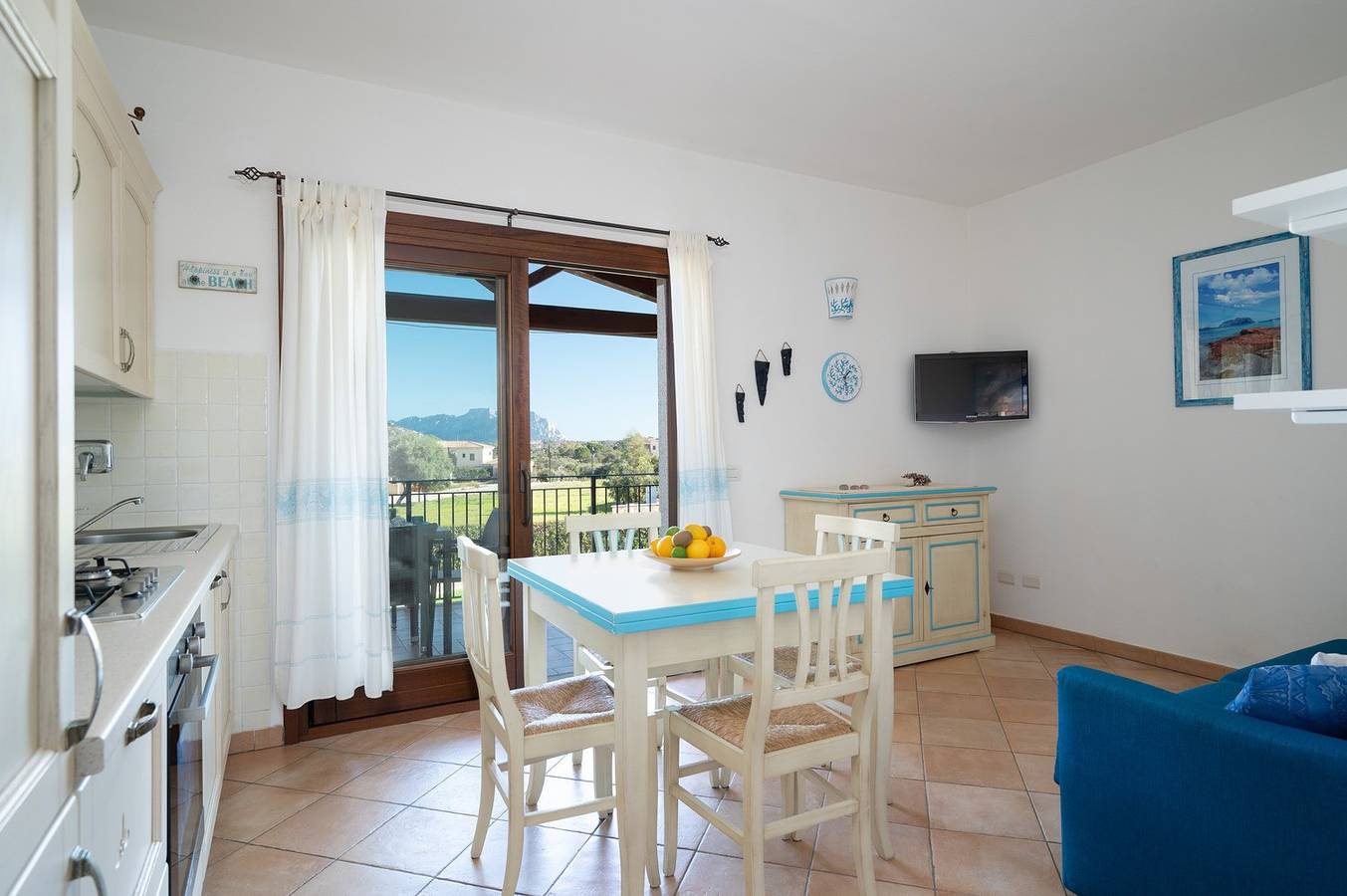 Appartamento intero, Myrsine 13 4 - piscina condivisa e vista sul mare in Murta Maria, Olbia