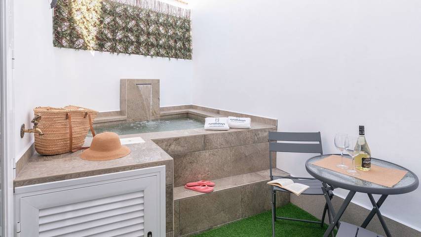 Casa rural para 4 personas, con piscina y balcón/terraza en El Gastor - 2