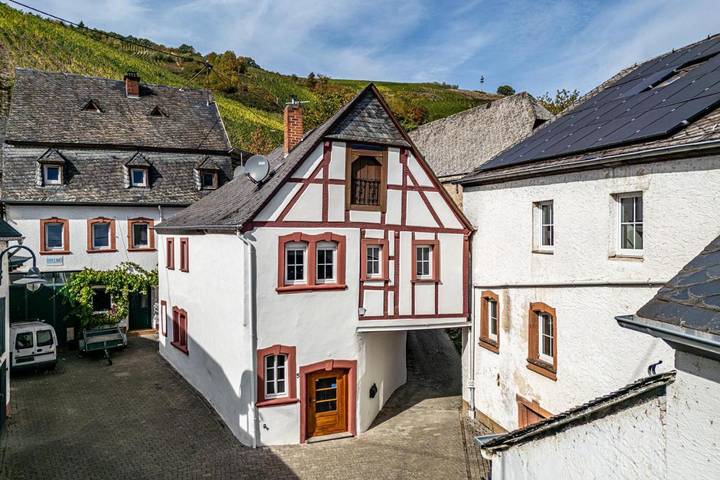 Villa für 5 Personen, mit Terrasse und Sauna sowie Ausblick an der Mosel