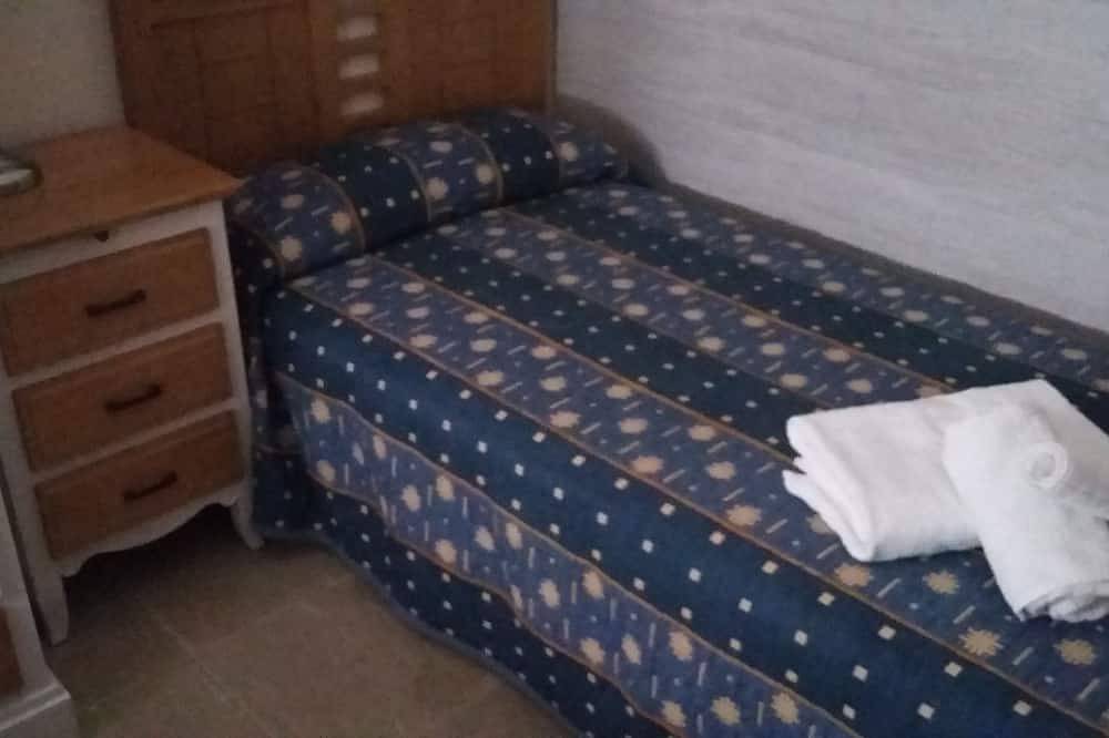 Entire apartment, Apartment Pinares del Portil, Air conditioning & Wifi in Playa Nueva Umbría, El Portil