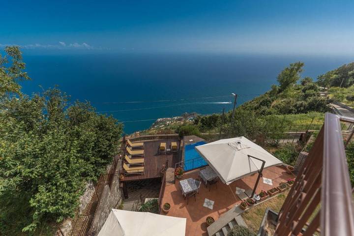 Habitación para 4 personas, con Jacuzzi y Terraza además de Jardín y Piscina en San Lazzaro