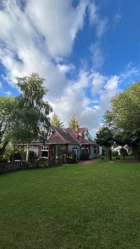 Holiday rental for 13 people, with pool and garden in Scotland