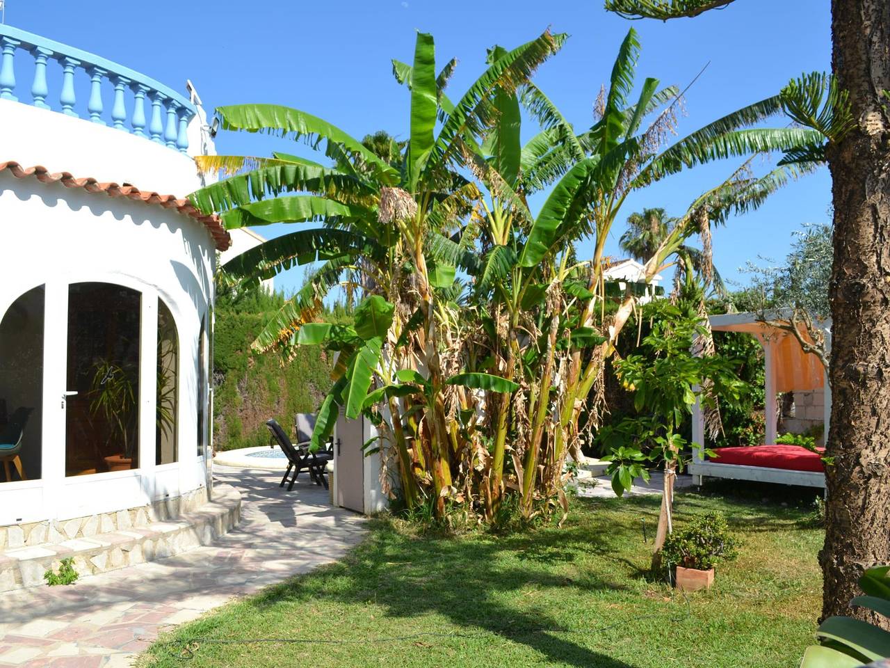 Modern house near beach, pool, Wifi, air conditioning in Almadrava, Costa Blanca