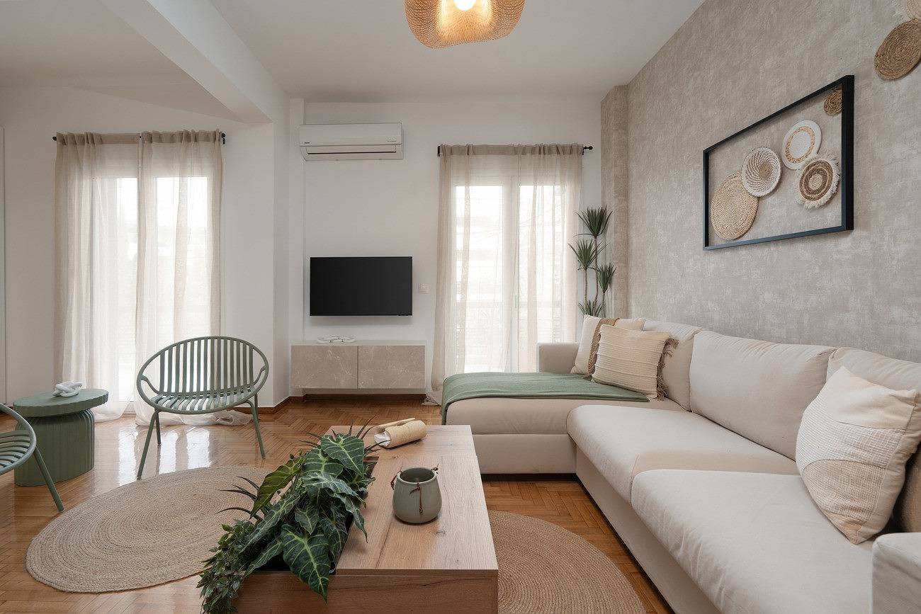 Entire apartment, Liv - Seaside Getaway in Glyfada in Glyfada, South coast of the Attica region