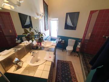 Cottage pour 2 personnes, avec vue et jardin ainsi que terrasse et piscine à Bizanet