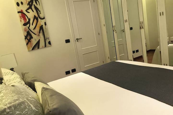 Ganze Wohnung, Luxury Thermal Rest. A jewel in the historic center, a stone's throw from the main square. in Ourense, Ourense und Umgebung
