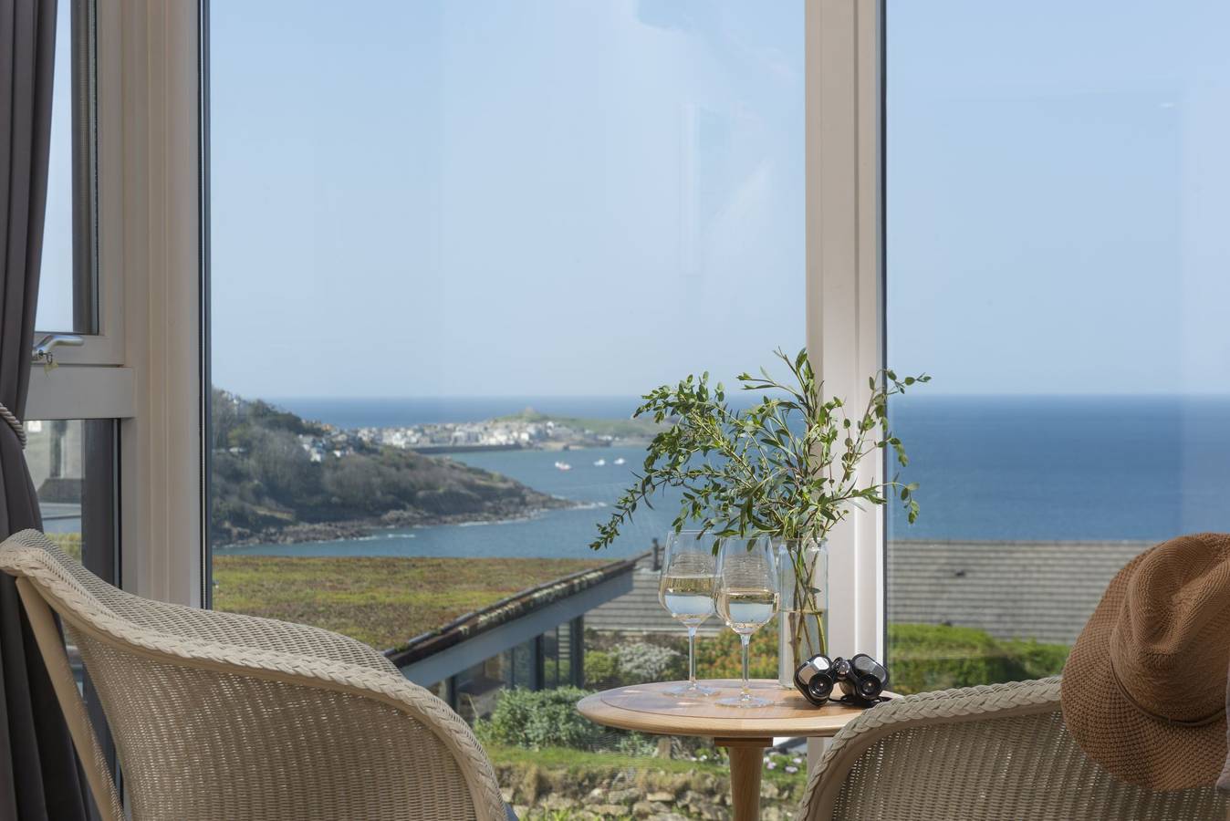 Ganze Wohnung, Ferienwohnung für 4 Personen mit Balkon in Carbis Bay, Cornwall