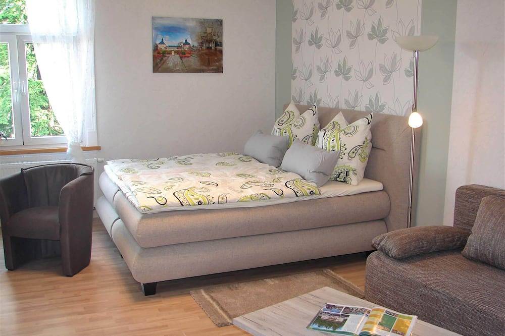 Ganze Wohnung, Fewo Veronika - Panoramablick inklusive, Ladestationen für E-Kfz in Friedrichroda, Rennsteig