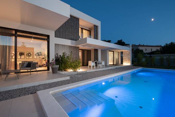 Villa für 6 Personen, mit Garten und Pool - 1