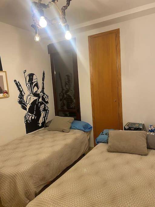 Gîte pour 4 personnes, avec vue ainsi que piscine et terrasse, animaux acceptés à Llíber - 4