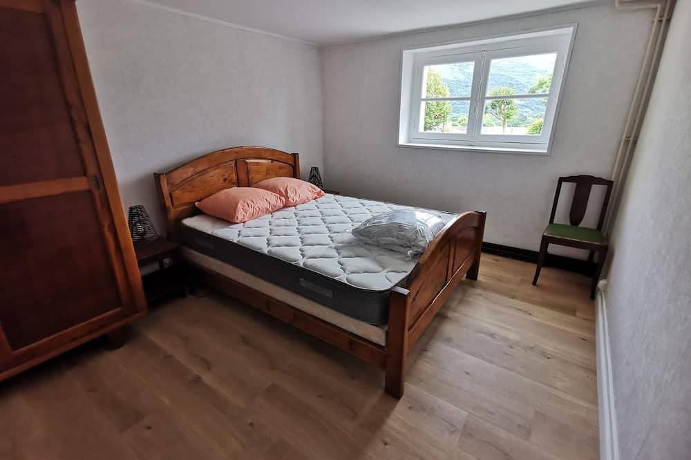 Appartement entier, Charmant appartement au cœur des Hautes-Pyrénées in Ayzac-Ost, Pyrénées