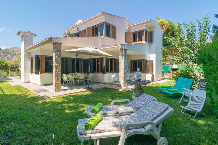 S'Olivaret (Alcudia) - Ferienhaus mit Privatgarten in Port d'Alcúdia. Kostenloses WLAN in Playa de Alcúdia, Alcúdia