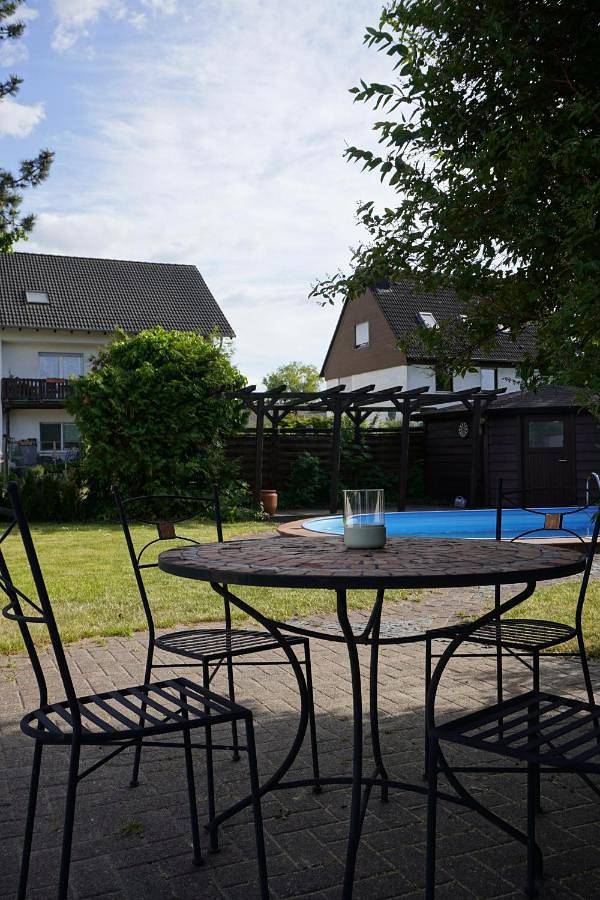 Ferienwohnung für 4 Personen, mit Garten und Pool in Bingen am Rhein