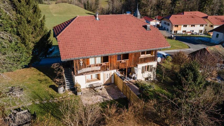 Hôtel pour 6 personnes, avec jardin, animaux acceptés