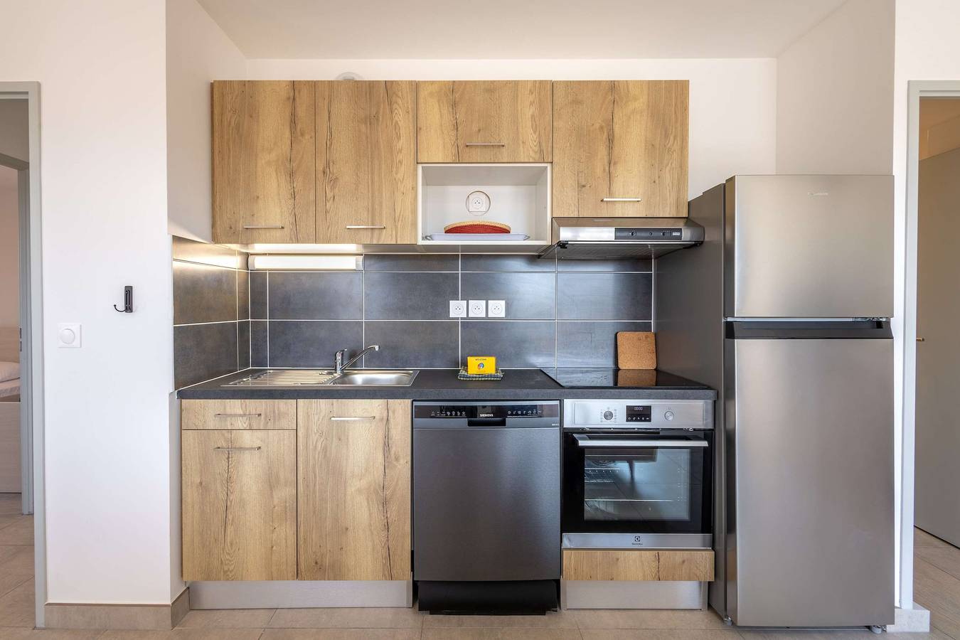 Appartement entier, Spacious Apartment Near the Sea in Sérignan, Côte méditerranéenne (France)