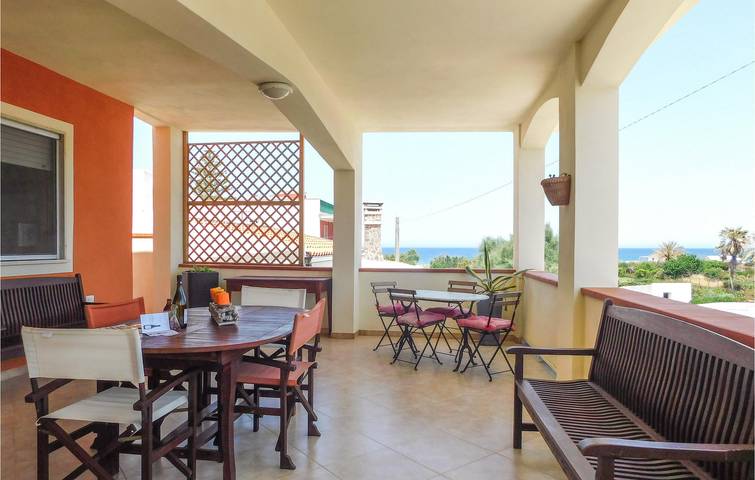 Location de vacances pour 8 personnes, avec jardin à Marzamemi - 3