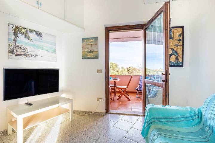 Appartamento intero, Appartamento di vacanza "Trilocale a 200 m dal Centro" con aria condizionata e terrazza in San Teodoro, Olbia-Tempio