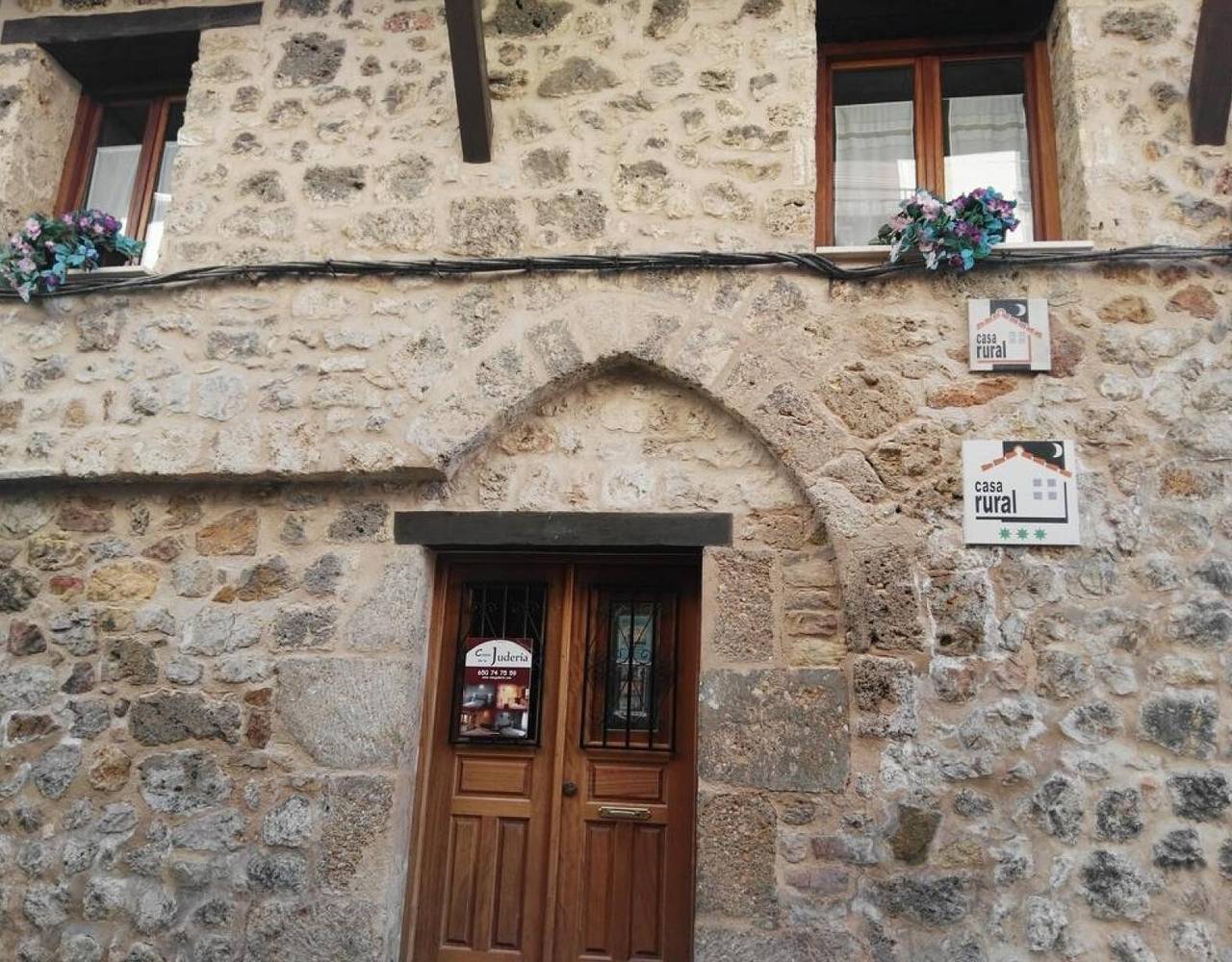 Maison de campagne 'Juderia I' avec Wi-Fi in Oña, Parc Naturel Montes Obarenes - San Zadornil