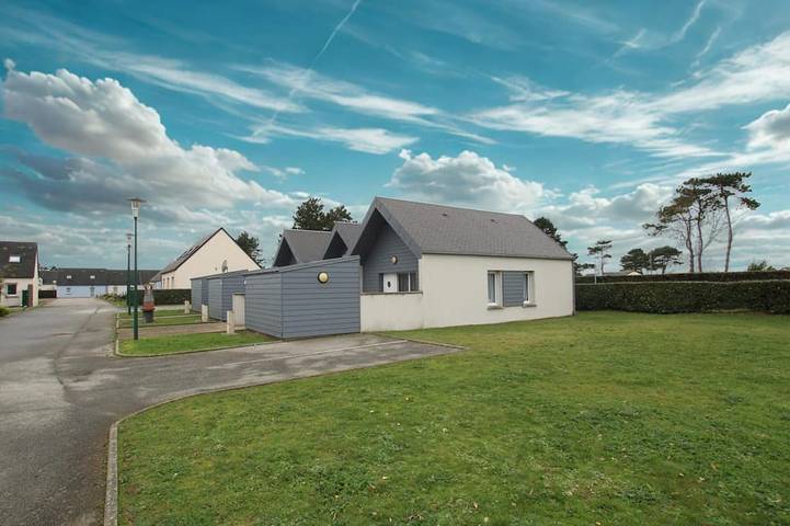 Appartement entier, Studio accessible Pmr proche plage, animaux acceptés in Siouville-Hague, Côte de la Déroute