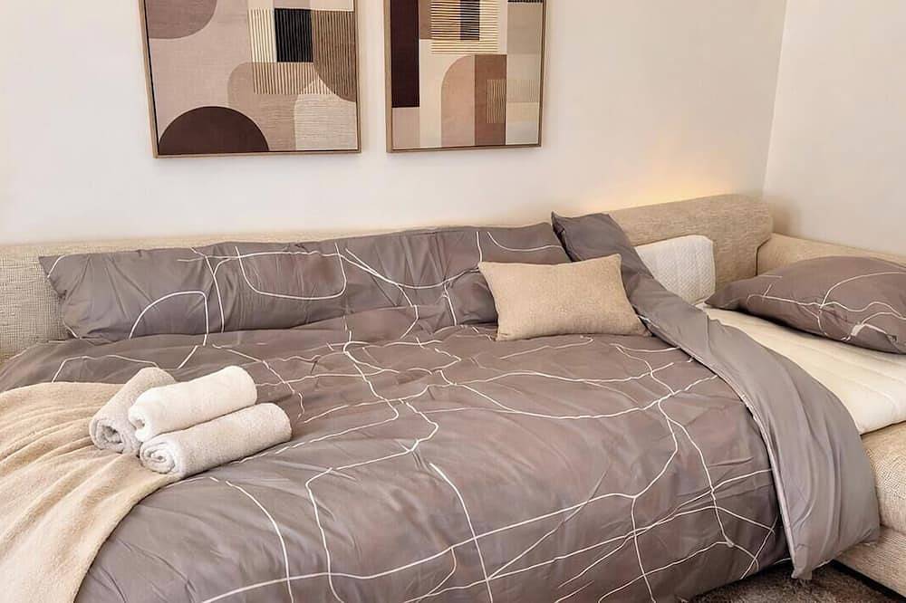 Cosy home neuve & jardin privatif •Proche Paris • Parking gratuit in Franconville, Val-d'Oise