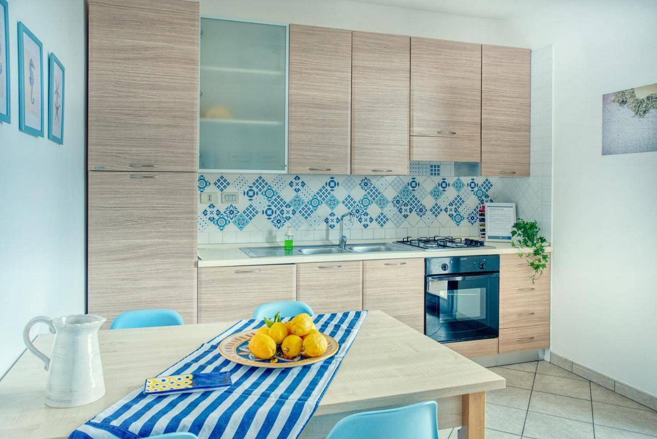 Holiday Home with Sea View in Spiaggia sotto la torre, Casal Velino