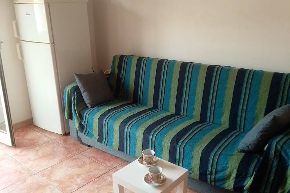 Entire apartment, Beach house in Scalea in Tyrrhenian Coast Kalabria