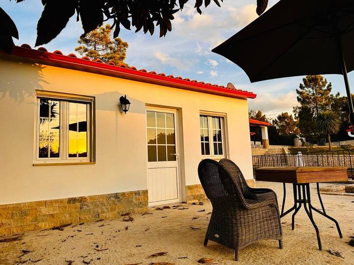 Casa rural para 2 personas, con Balcón y Terraza además de Jardín y Piscina en Alcobaça