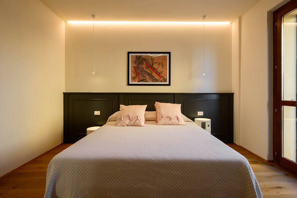 Entire apartment, Anise with Terrace in Montalcino, Val d'Orcia