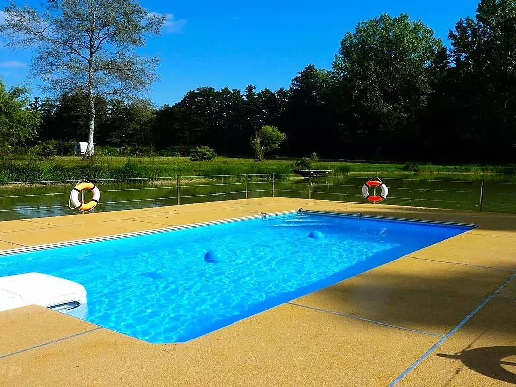 Lodge Moorea - 6 m² - 1 slaapkamer 2 personen in Bouttencourt, Abbeville en omgeving