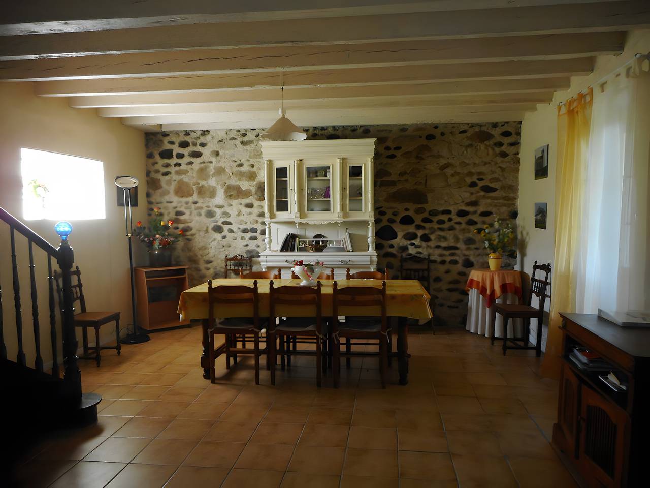 Authentisches Béarnaiser Landhaus mit Bergblick, Wlan und Klimaanlage in Lagor, Béarn