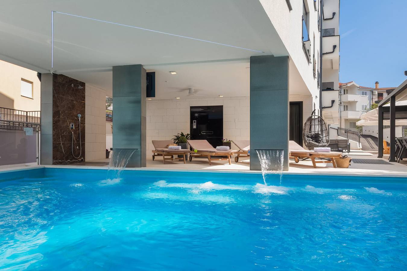 Ganze Wohnung, Strandvilla Valentina Apartment Viii in Okrug Gornji, Ciovo