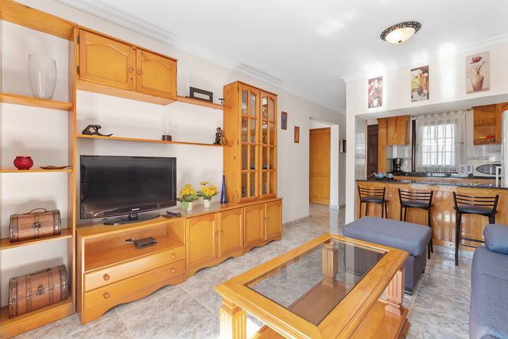 Apartamento entero, Blue Sky apartment - dos habitaciones y terraza fr in Puerto del Carmen, Tías